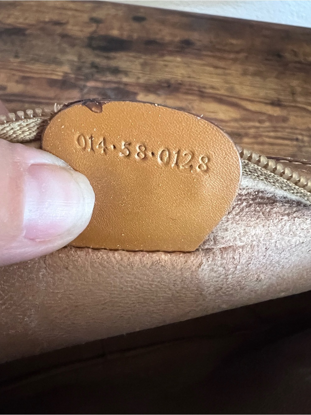 Vintage 80s Gucci Brown Monogram Wristlet Clutch with Tan Trim - Picture 4 of 12
